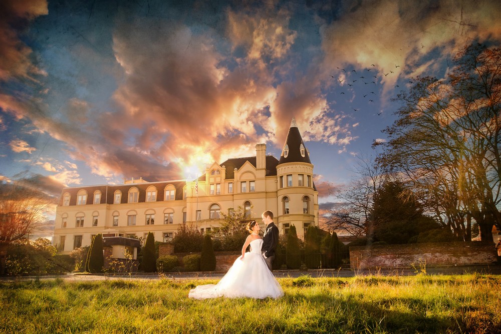 halloween wedding destination haunted hotel