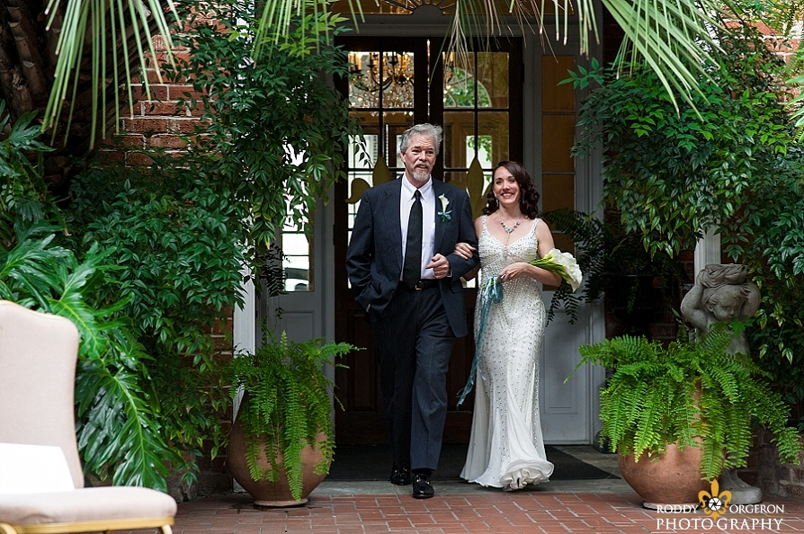 halloween wedding destinations haunted hotel